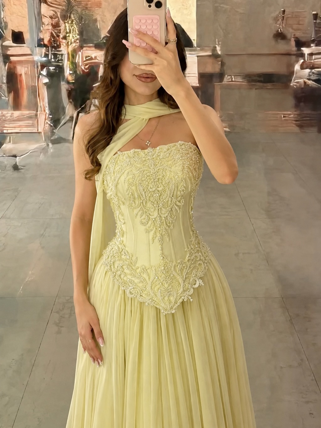 Индивидуально изготовленное се – обзор и цена Embroidery Yellow Dress